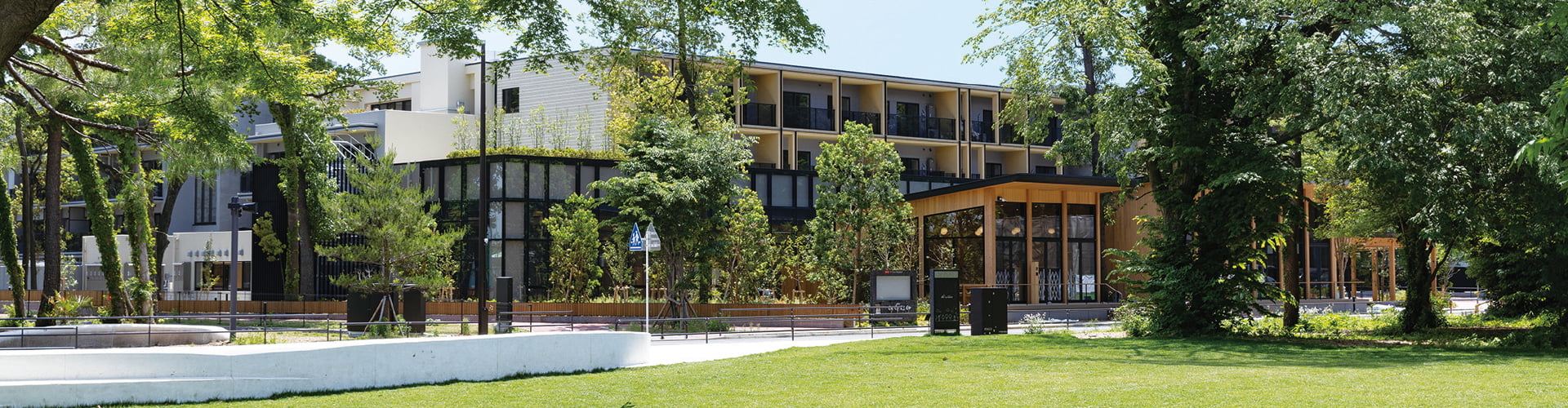 オウカス 世田谷仙川（2023年6月撮影）